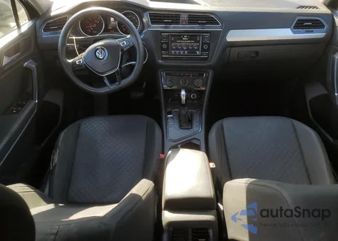 2020 Volkswagen Tiguan S z USA, uszkodzony, nr VIN 3VV1B7AX2LM098163